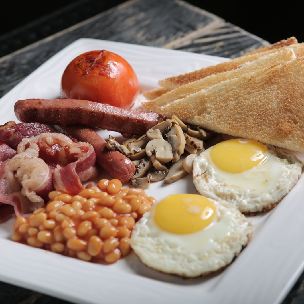 Le Notre Cafe | English Breakfast